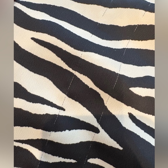 Urban Outfitters Mallory Zebra Cowl Neck Mini Slip Dress Size Medium - Picture 7 of 7